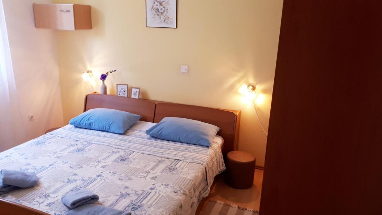 Apartment Neda Z-Velika Okucnica, Besplatni Parking I Opticki Wi-Fi Лабин Екстериор снимка